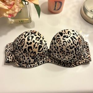 Victoria’s Secret Very Sexy Strapless Bra Cheetah Print